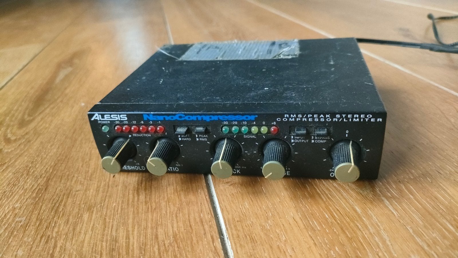 Alesis nanocompressor, Ophalen of Verzenden, Gebruikt