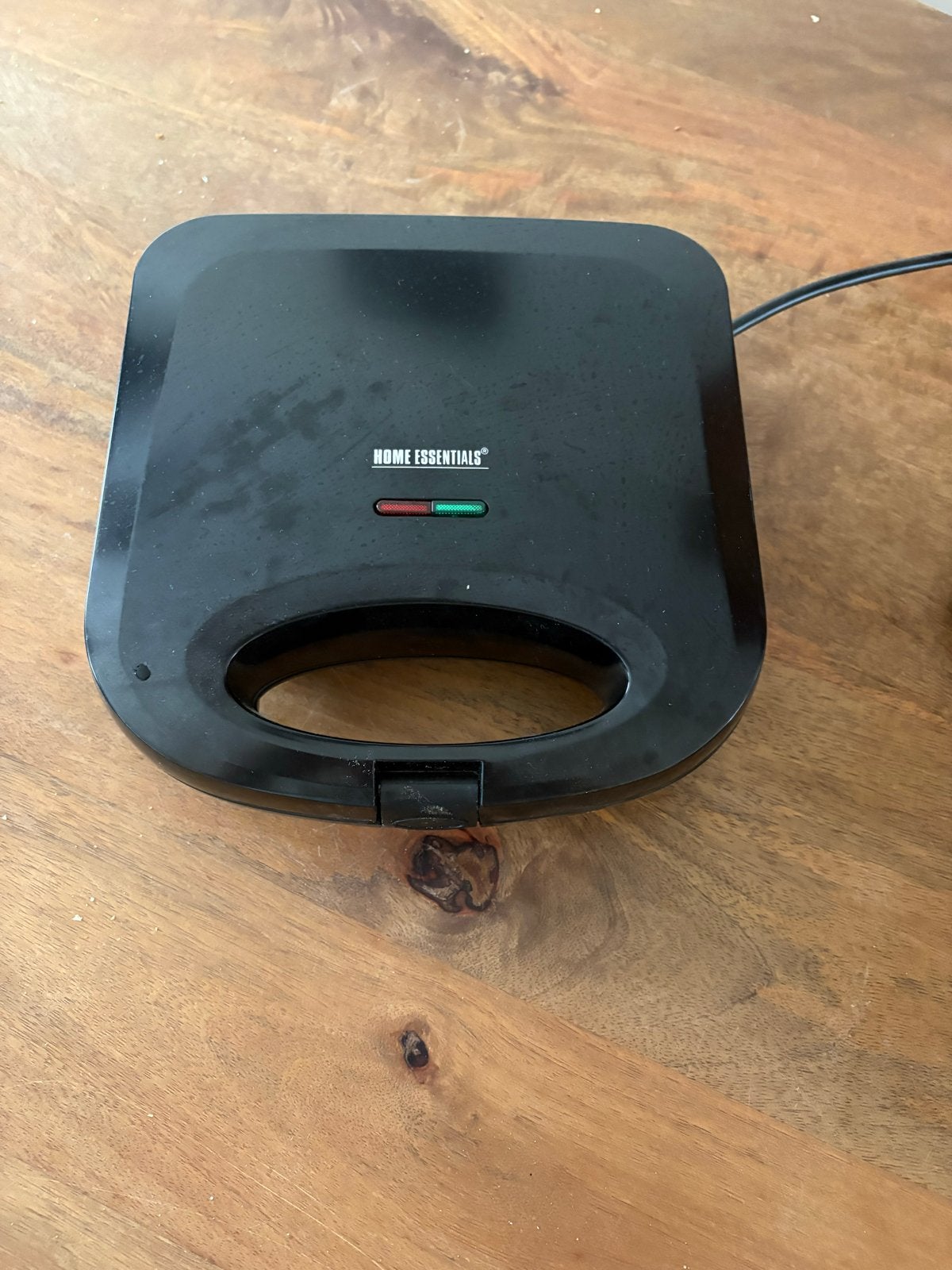 Tosti-ijzer Home Essentials, Ophalen, Gebruikt