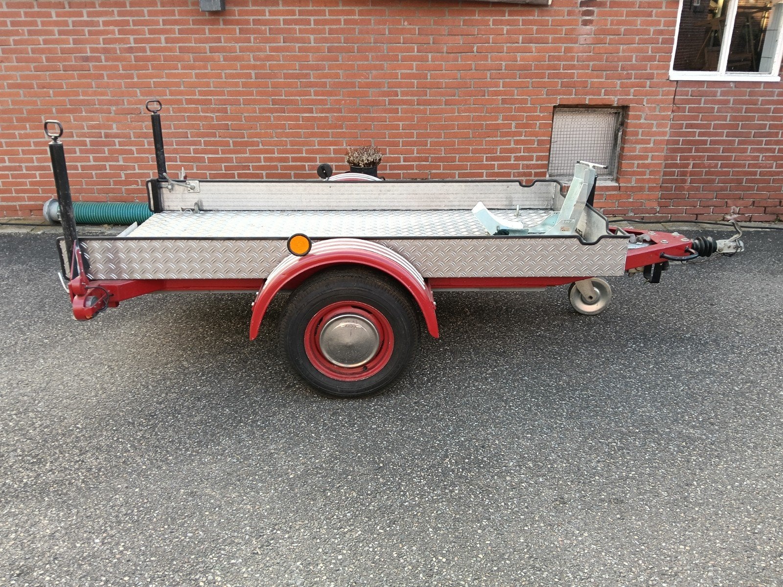 Nette retro motoraanhanger - Loopt mooi achter de auto, Verzamelen, Retro, Ophalen of Verzenden