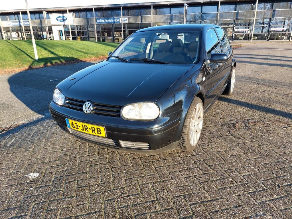 Volkswagen Golf 2.3 V5 125KW 2002 Blauw, Auto's, Volkswagen, Voorwielaandrijving, Blauw, 170 pk, 1500 kg