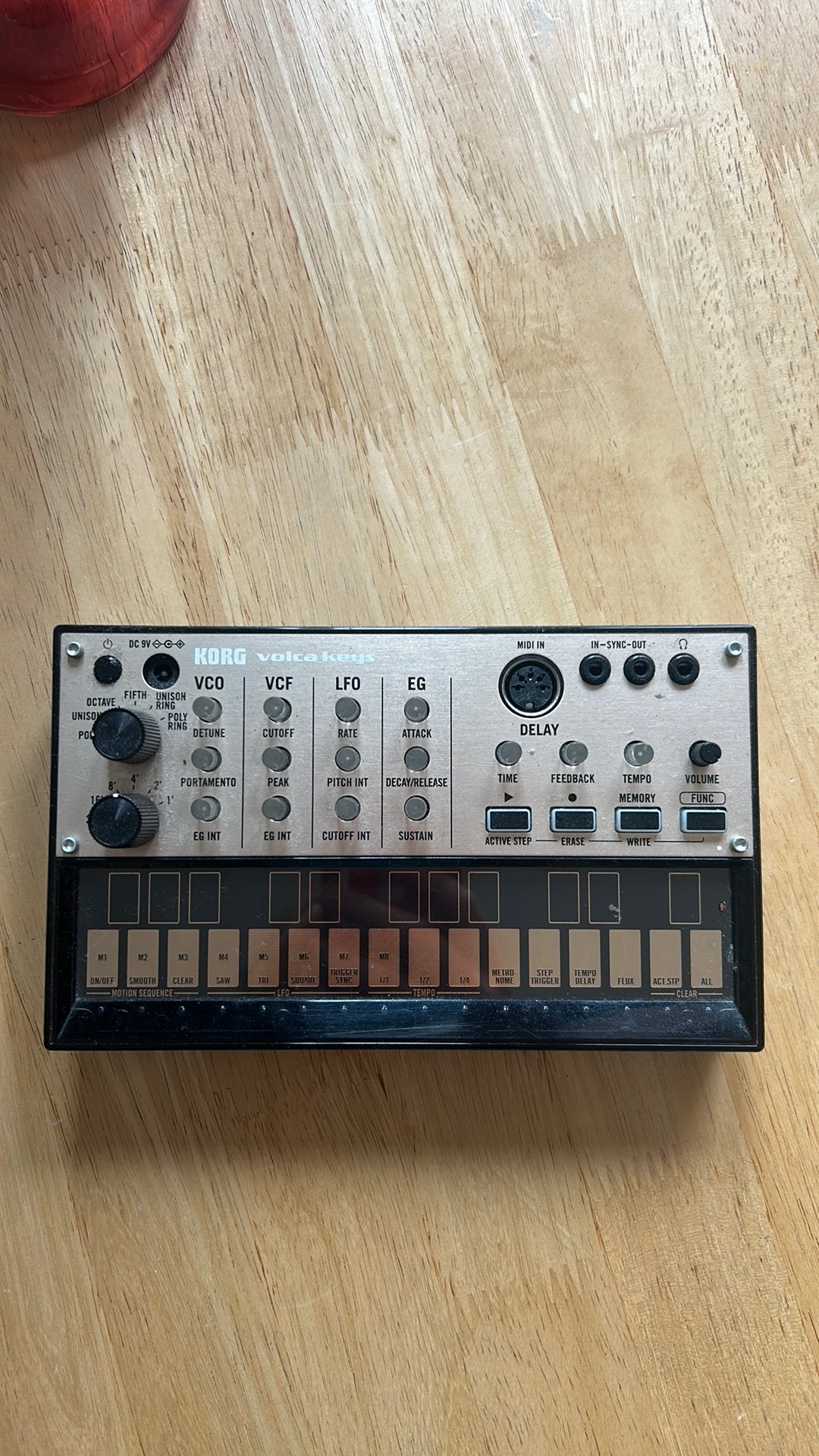 Korg Volca Keys, Muziek en Instrumenten, Synthesizers, Ophalen of Verzenden, Zo goed als nieuw, Overige aantallen, Korg