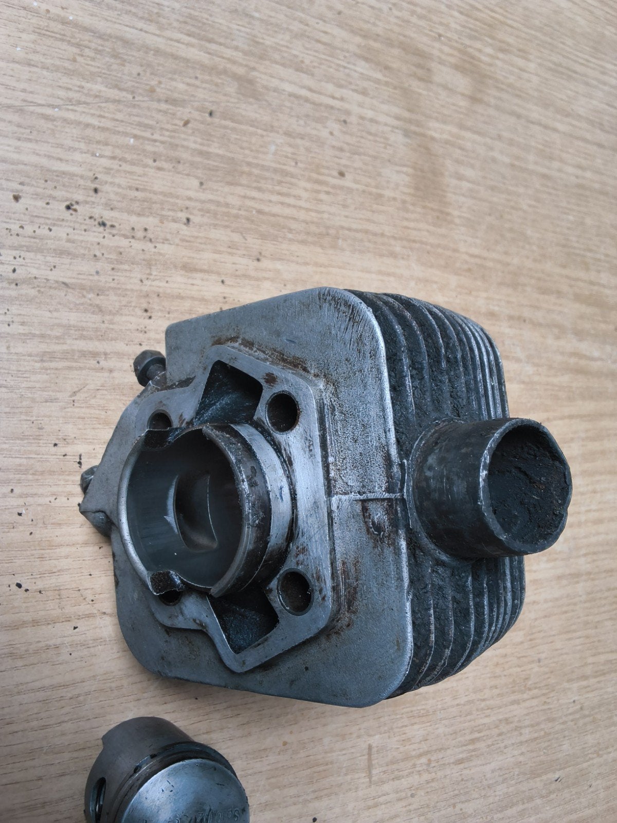 Mahle cilinder compleet met zuiger, Ophalen of Verzenden, Cilinder