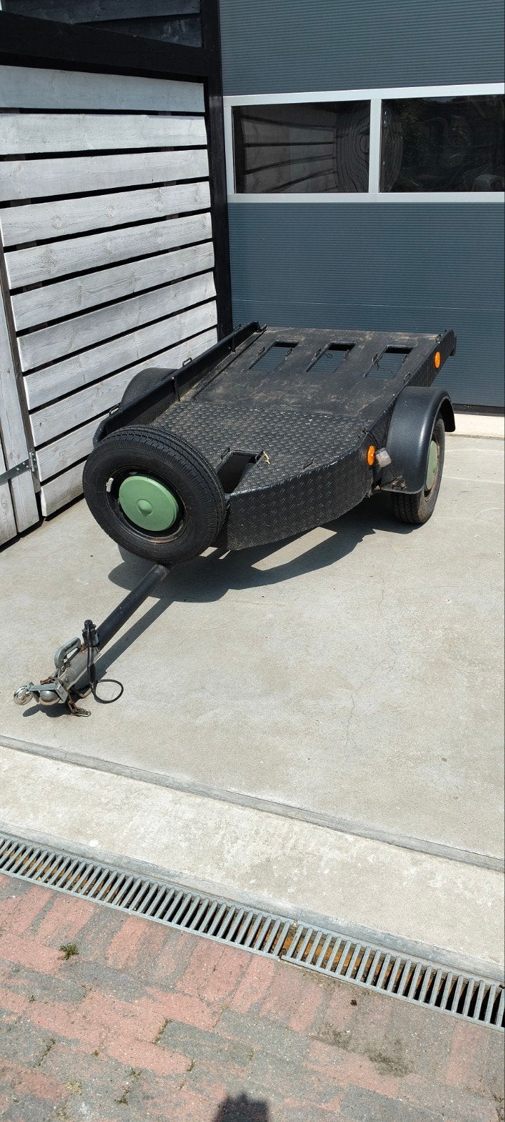 motoraanhanger met reservewiel, Ophalen, Gebruikt