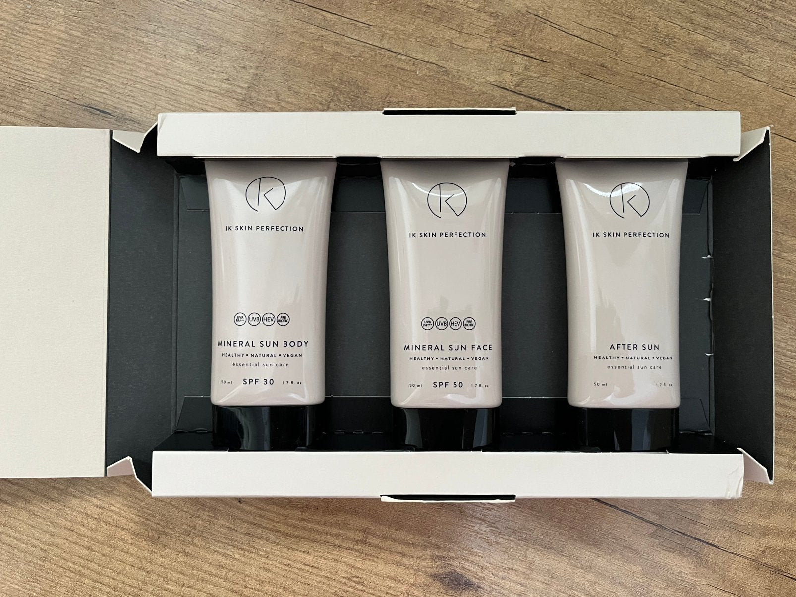 Mineral sun box, zonnescherming, vegan, Ophalen of Verzenden, Nieuw, Zonnebrand of After Sun