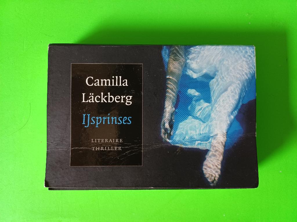 Boekje Dwarsligger nr 30 - Camilla Lackberg - IJsprinses, Ophalen of Verzenden, Gelezen
