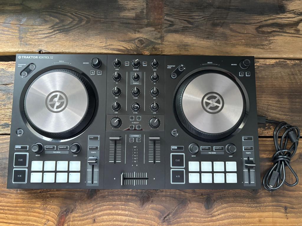 Traktor Kontrol S2 MK3, Muziek en Instrumenten, Dj-sets en Draaitafels, Ophalen, Zo goed als nieuw, Overige merken