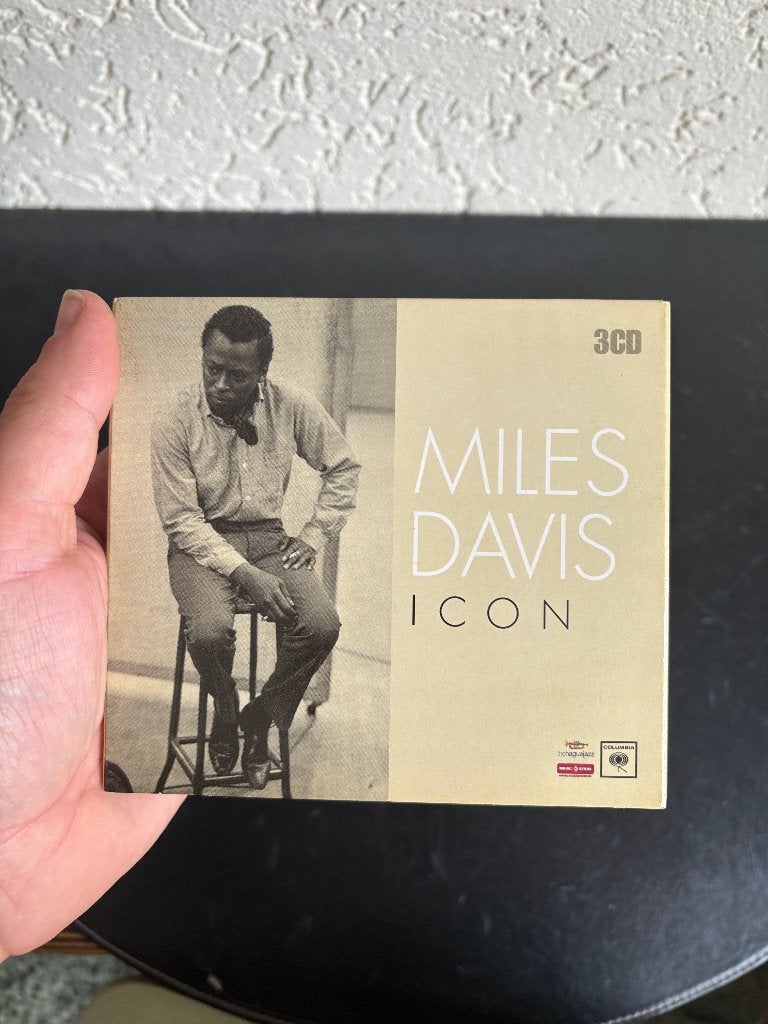 Miles Davis - Icon - 2010 - Nederlandse uitgave, Ophalen of Verzenden, Gebruikt, Jazz