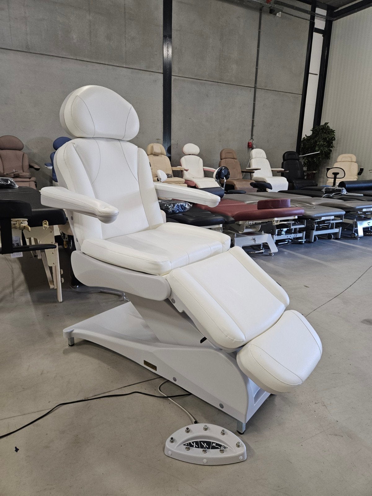 Bentlon Gold behandelstoel of pedicure stoel Elektrisch, Ophalen of Verzenden, Zo goed als nieuw, Massagestoel of Kussen