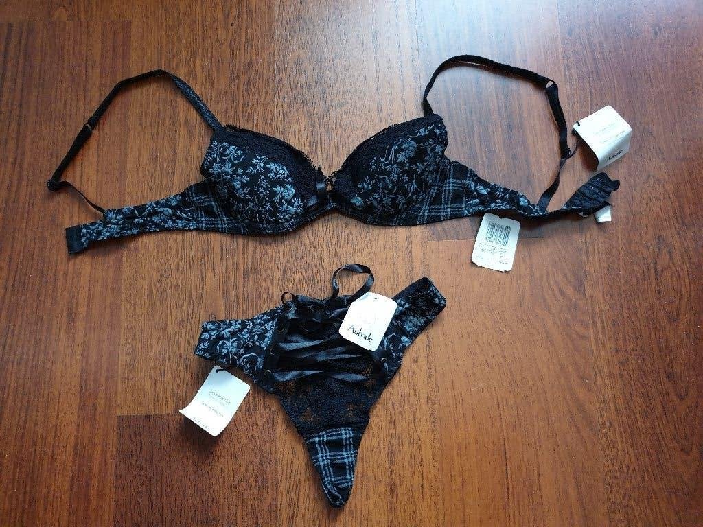Nieuw - Aubade sexy corset setje grijs zwart 70A + 36 / XS, Aubade, Ophalen of Verzenden, Zwart, Body of Korset