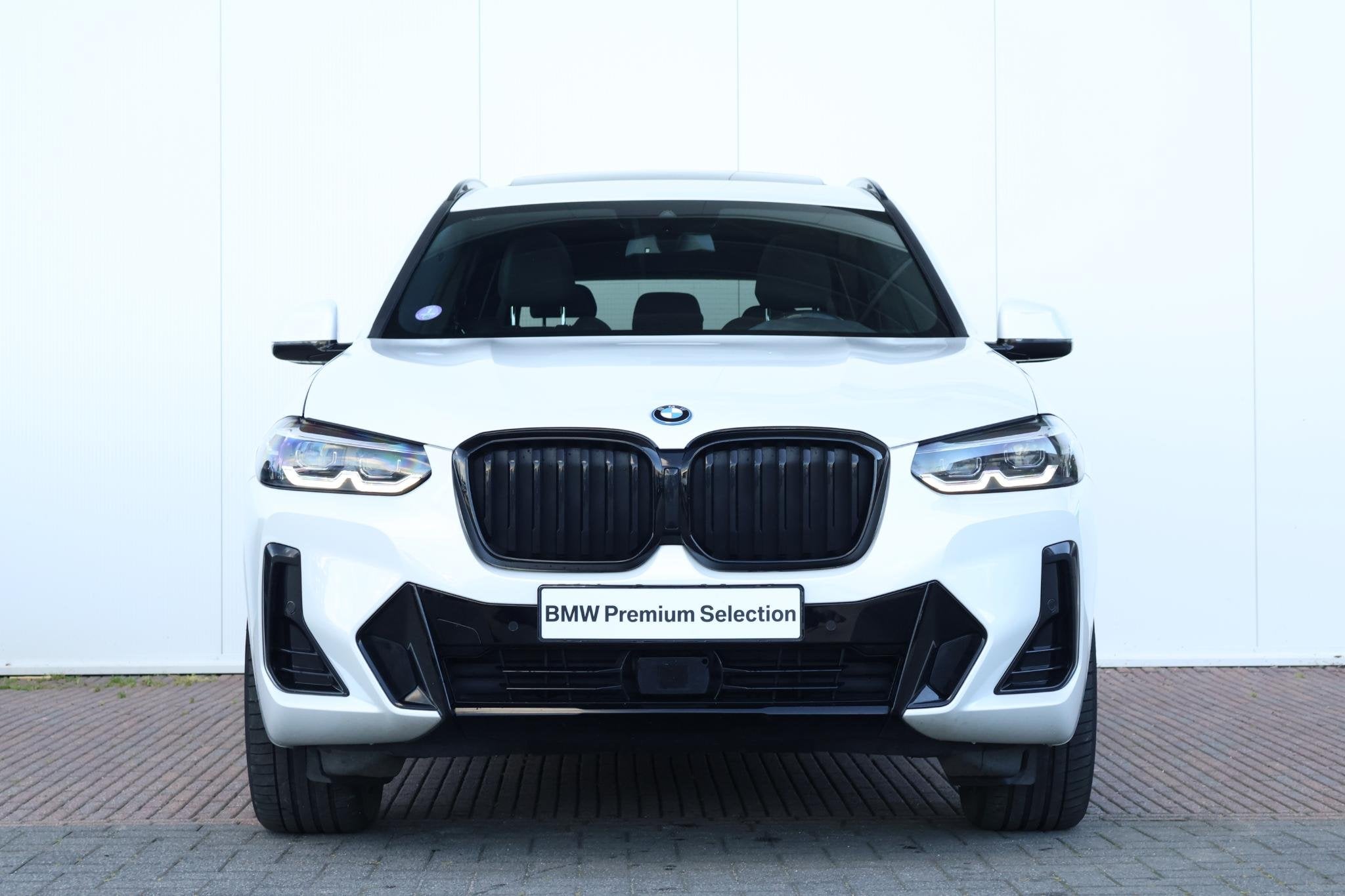 BMW X3 xDrive30e | SoH 96% | M-Sport Pakket | Pano Dak | Tre, 1998 cc, Gebruikt, Wit, Plug-in hybride