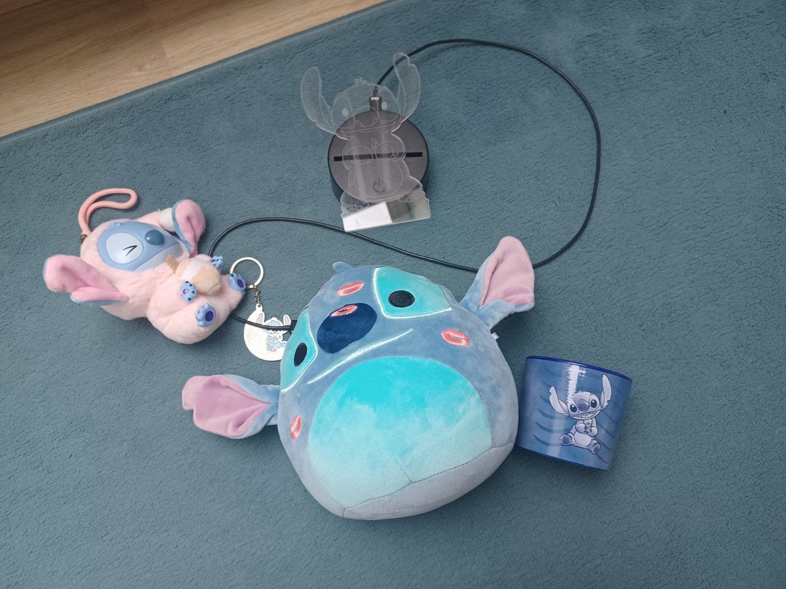 Stitch verzameling incl. lampje, Ophalen of Verzenden, Overige figuren, Zo goed als nieuw, Knuffel