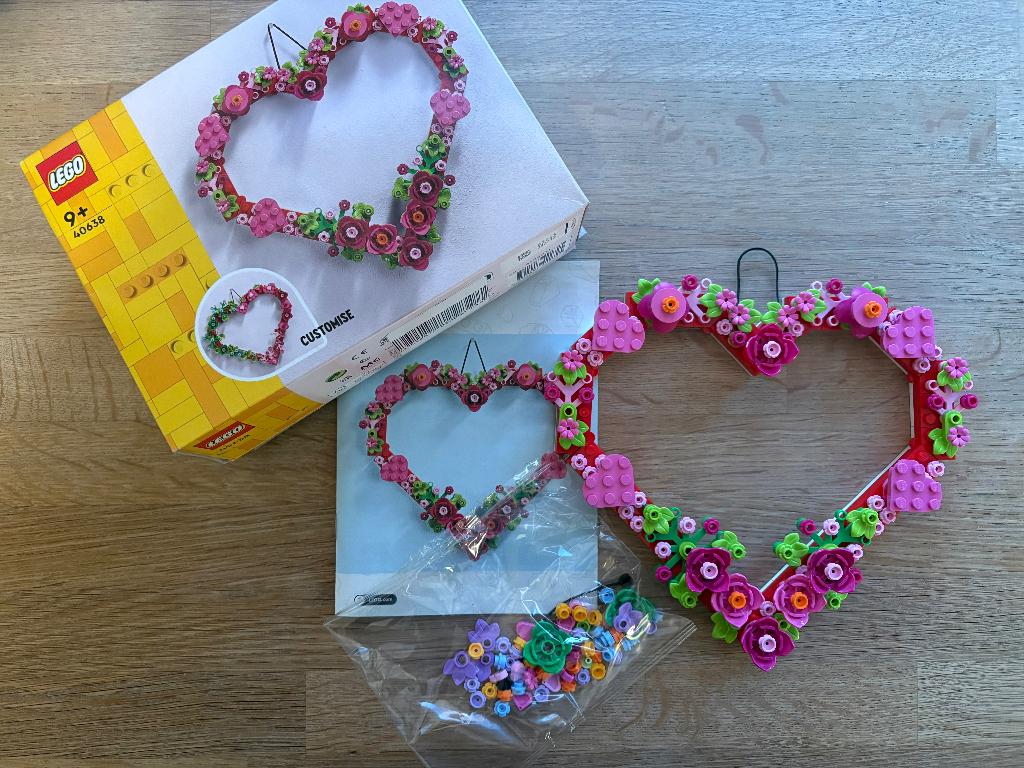 Lego 40638 Hart plus 40460 Rozen, Kinderen en Baby's, Speelgoed | Duplo en Lego, Ophalen, Overige thema's, Lego, Zo goed als nieuw