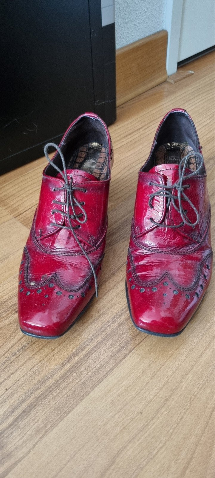 nieuwe rode dansschoenen lak 39 lage hak, wegens blessure, Kleding | Dames, Hispanitas, Nieuw, Dansschoenen, Ophalen of Verzenden