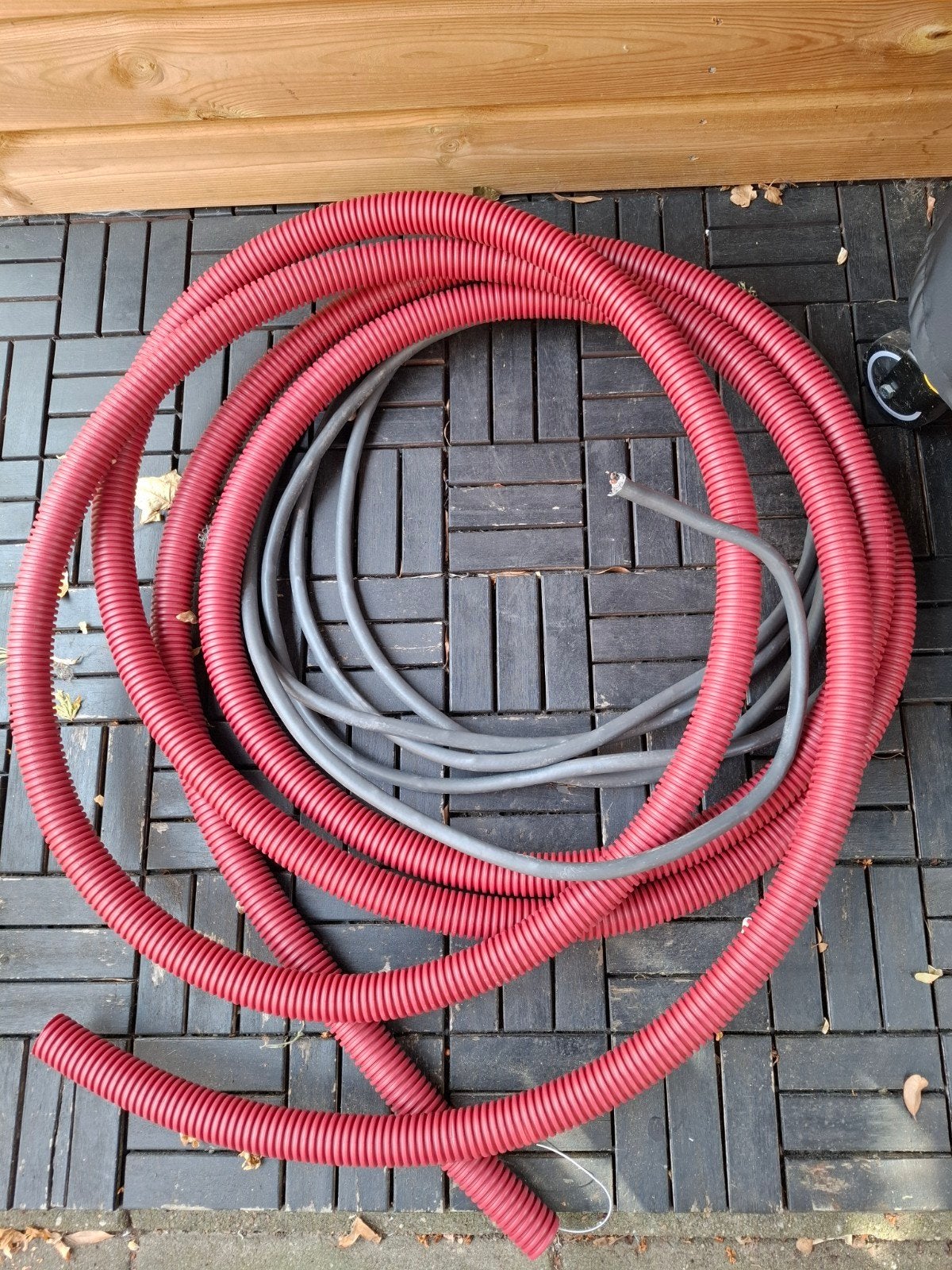 Grondkabel YMVKAS 3x6 mm2 met mantelbuis (8 meter), Ophalen