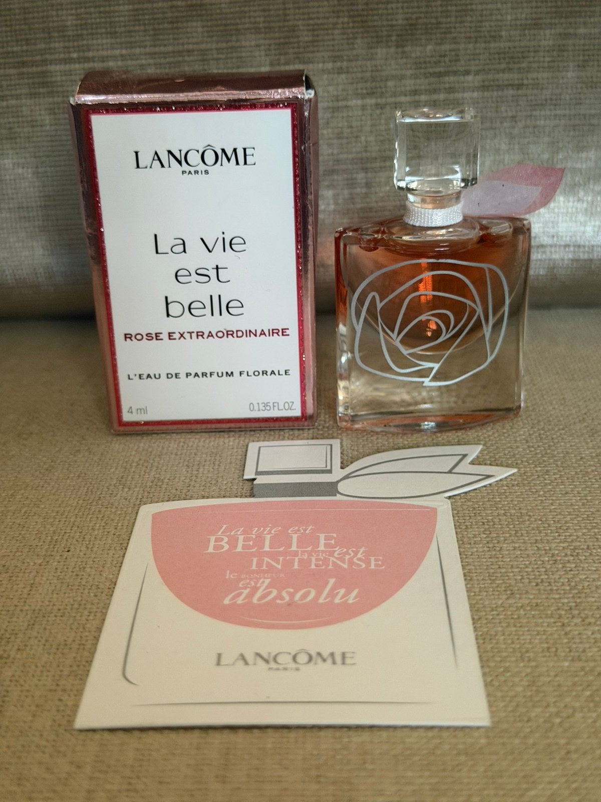 Miniatuur Lancôme La vie est belle rose extraordinaire 5 ml, Verzenden, Nieuw, Miniatuur, Gevuld