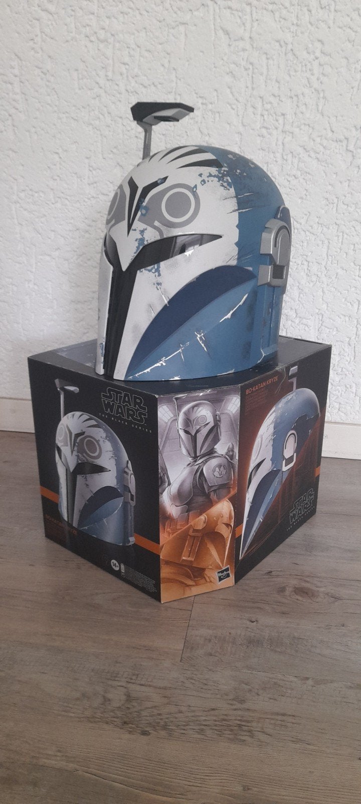 Starwars the black series Bo-katan kryze helm, Verzamelen, Star Wars, Ophalen of Verzenden, Zo goed als nieuw, Replica