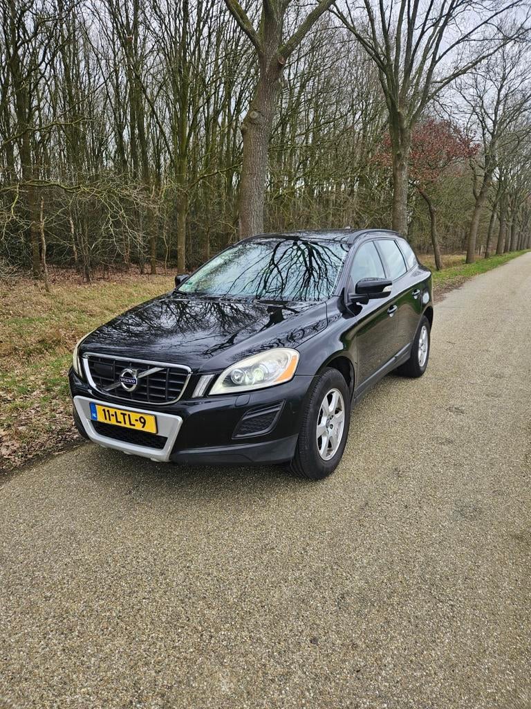 Volvo XC60, Zwart, Bluetooth, Zwart, Leder