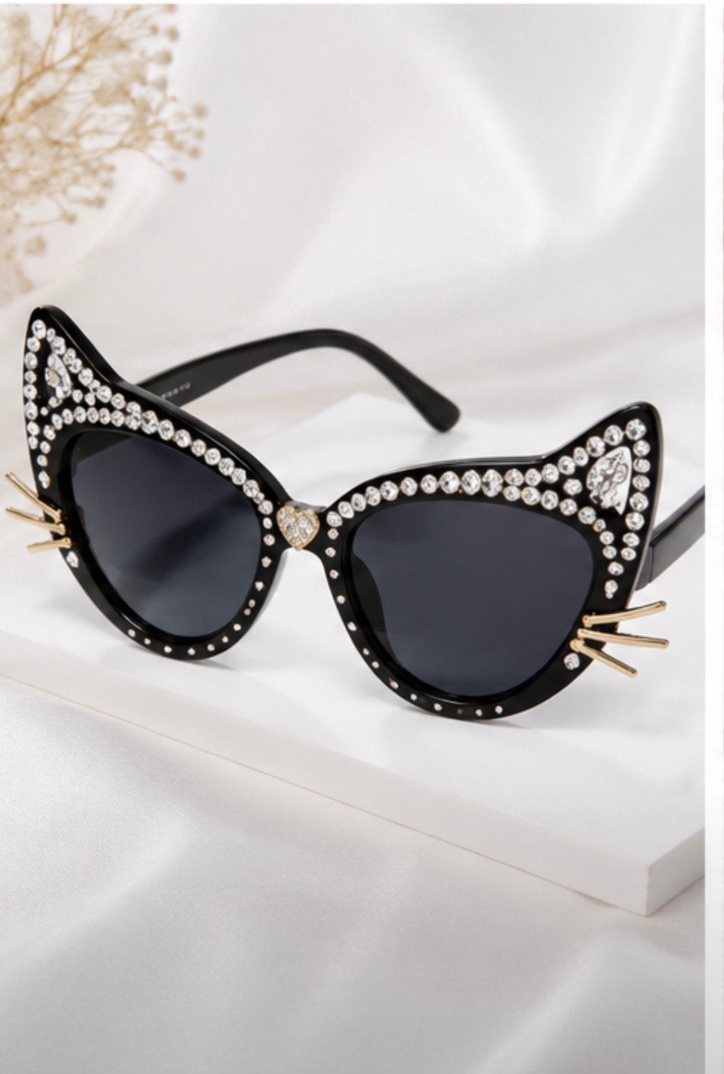 Diamond Cat Eye Sunglasses Women Luxury Bling Frame Retro, Ophalen of Verzenden, Zo goed als nieuw, Zwart, Overige merken