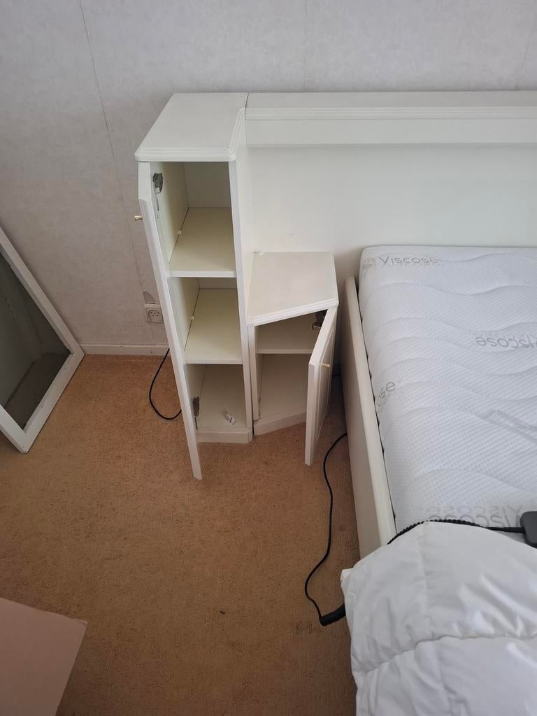 Auping bed elektrisch opklapbaar, Huis en Inrichting, Slaapkamer | Bedden, Ophalen