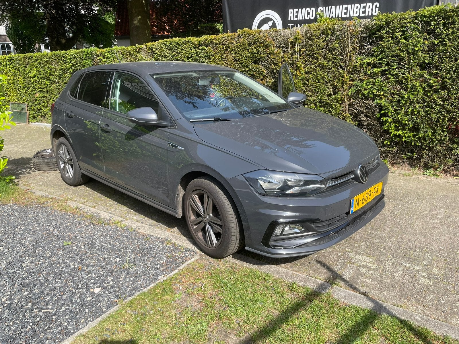 Vw polo 1.0 tsi dsg Beast bj 2018, Ophalen of Verzenden, Zwart, Benzine