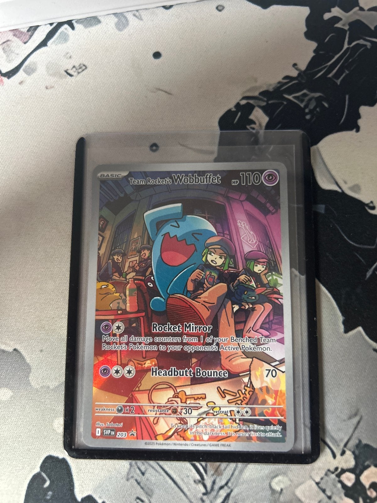Team Rocket's Wobbuffet SVP 203 Pokémon Kaart, Ophalen of Verzenden, Zo goed als nieuw, Losse kaart, Foil