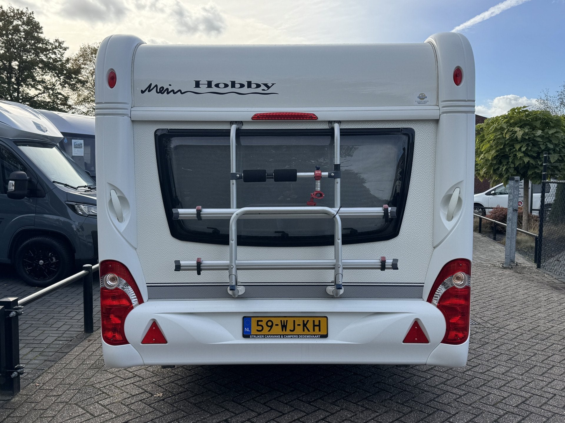 Hobby Excellent 495 UL met ENKELE BEDDEN en grote rondzit *M, Hobby, 7 tot 8 meter, Bedrijf, Reservewiel
