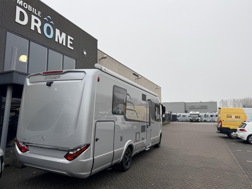 Nu op show, Hymer BML-i 790 Full options, Caravans en Kamperen, Campers, Koelkast, Airbags, Vloeistofverwarming, Bedrijf