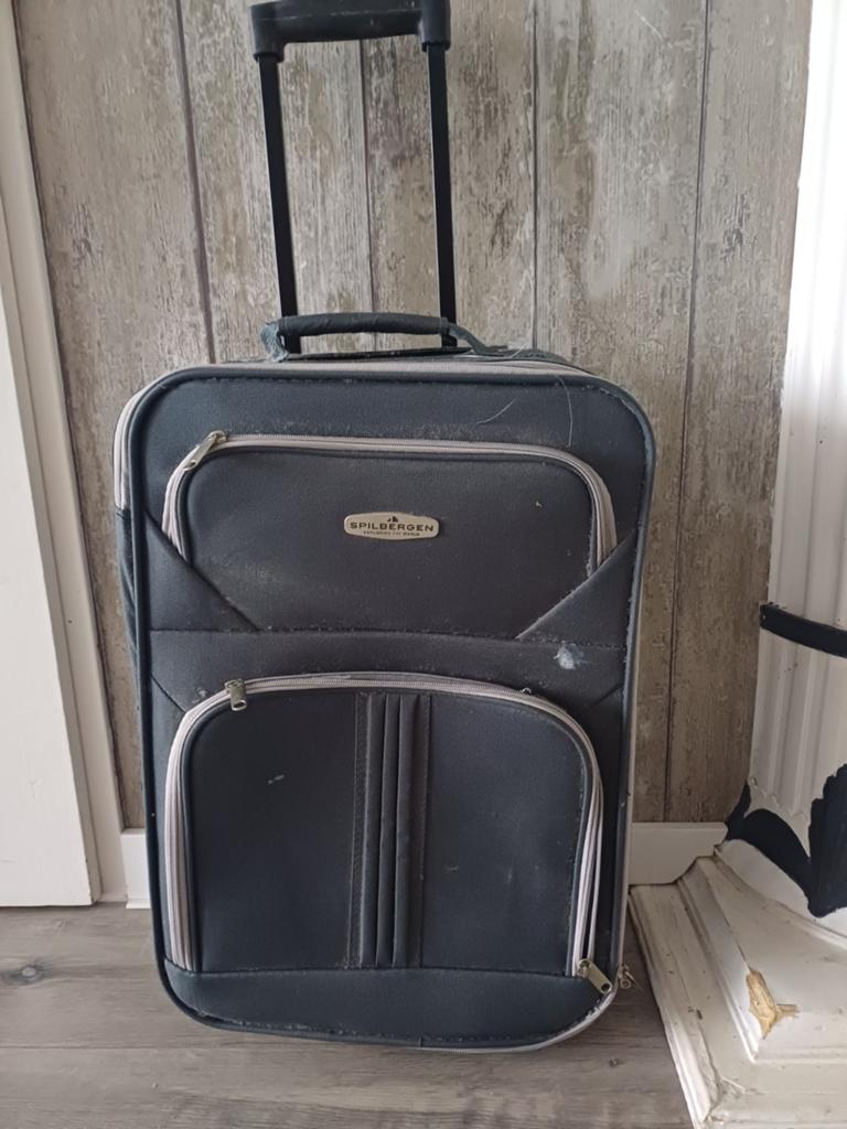 Donkergrijze koffer / trolley softcase, Ophalen of Verzenden, Zo goed als nieuw, Wieltjes