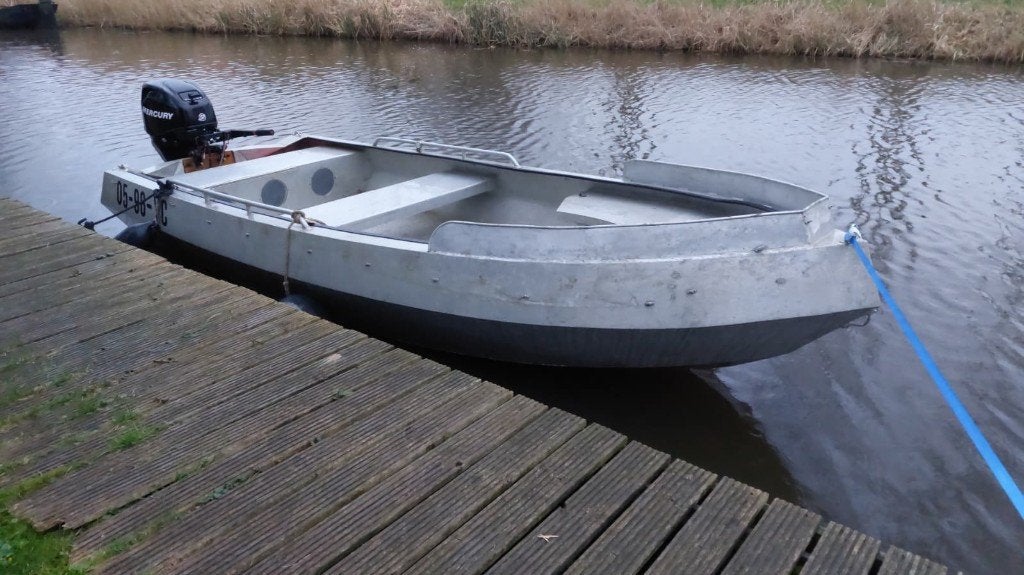 twister 450 incl. 25pk mercury en pegatrailer, Watersport en Boten, Ophalen, 10 tot 30 pk, Gebruikt, Aluminium