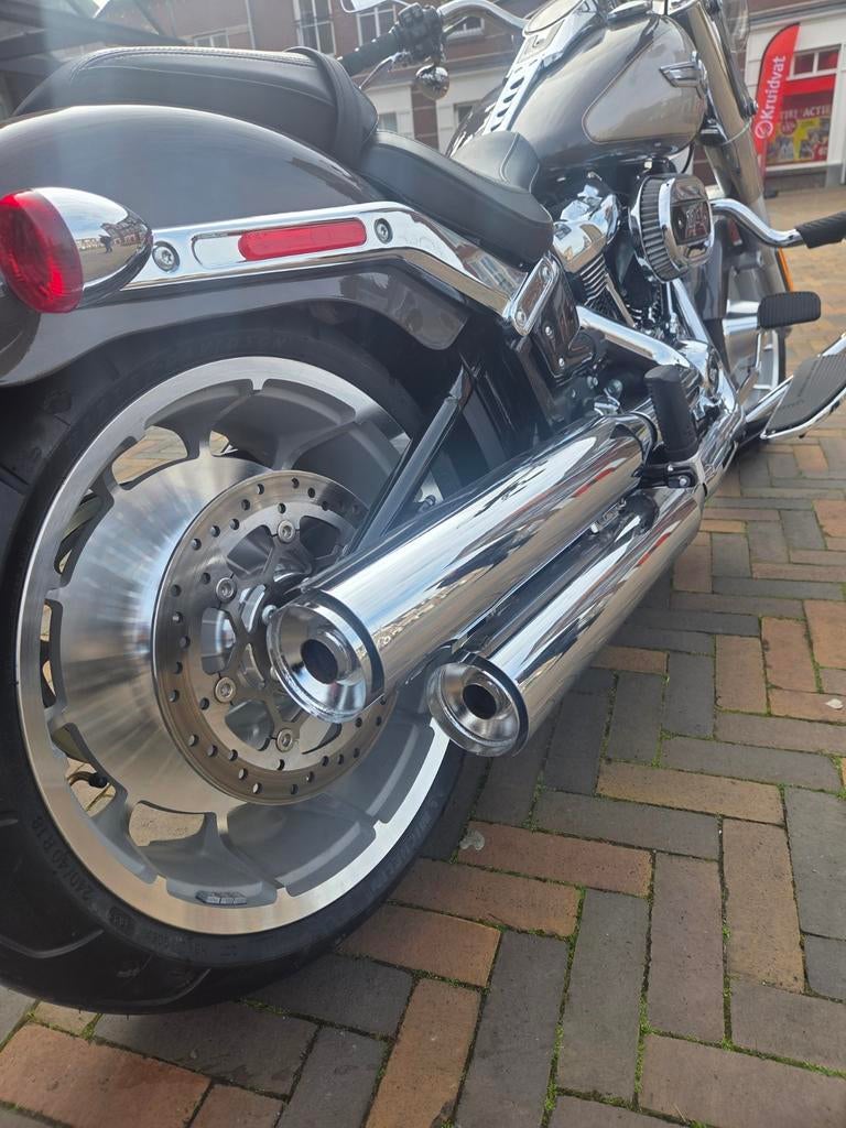 Harley Davidson Fatboy, 2023 !! 300mls. Holl. KENTEKN, Gildenplein12, 2 cilinders, Nieuw, Bedrijf