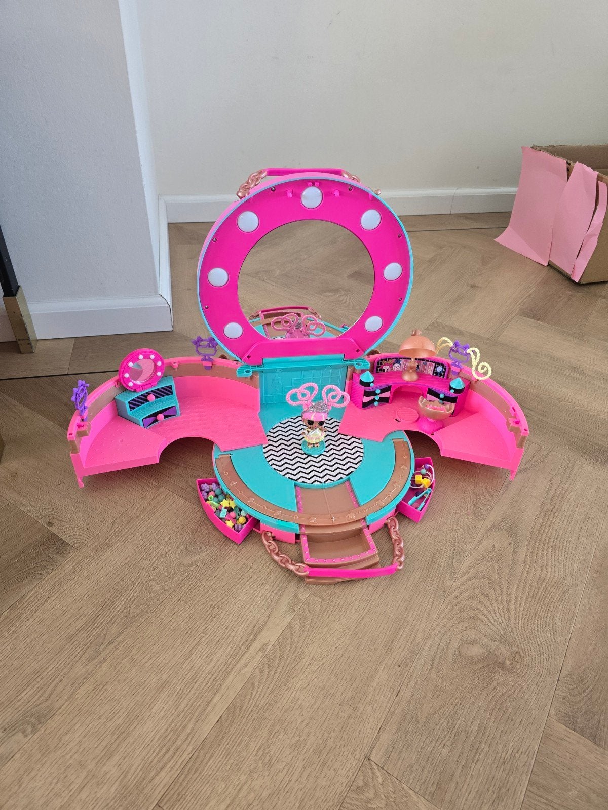 L.O.L. Surprise! Pop-Up Store / Speelset / Display, Ophalen of Verzenden, Zo goed als nieuw, Meisje