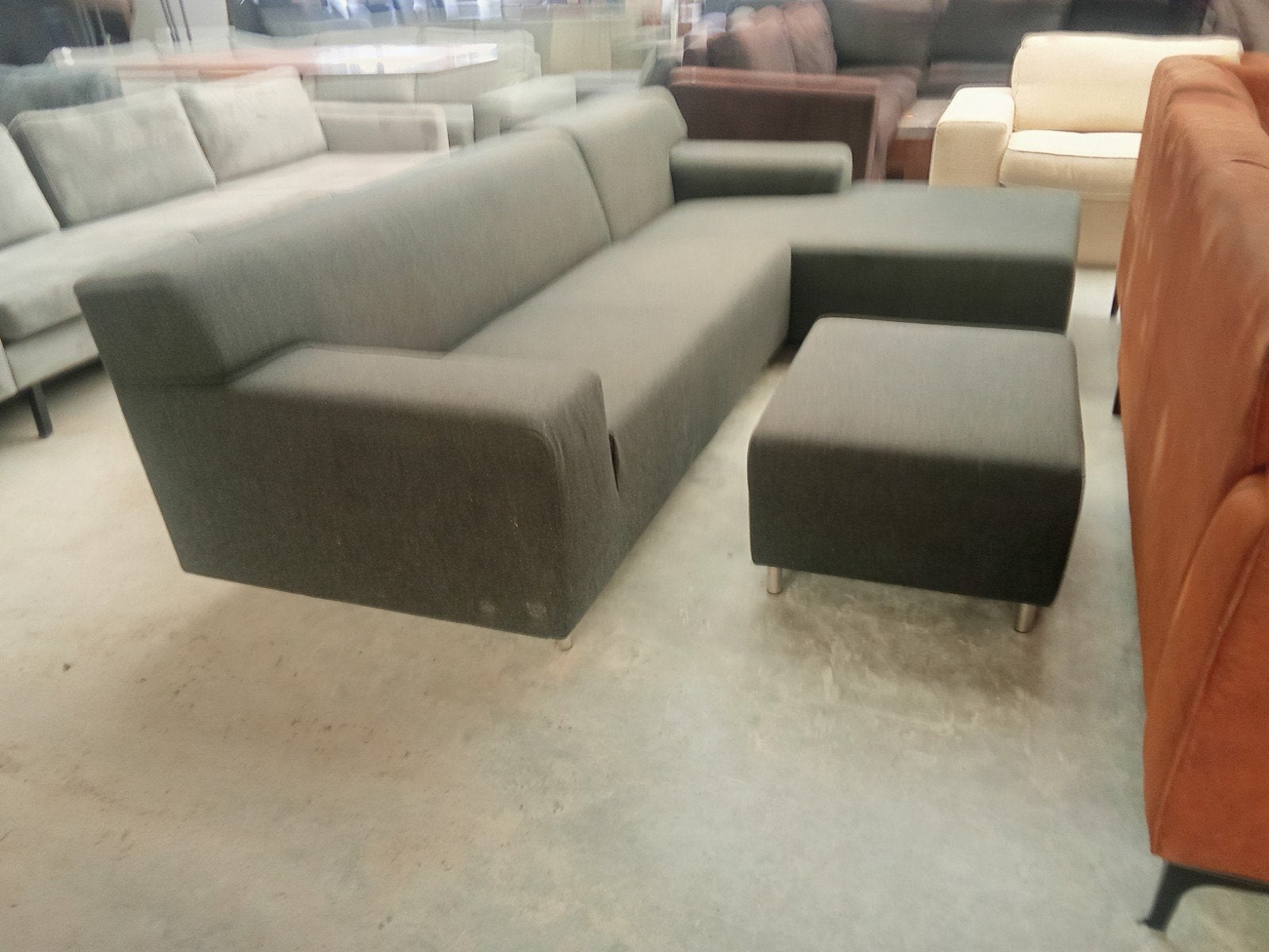 Hoekbank 260x180cm + poef 70x60cm - gereinigd, 250 tot 300 cm, ., Hoekbank, Ophalen of Verzenden