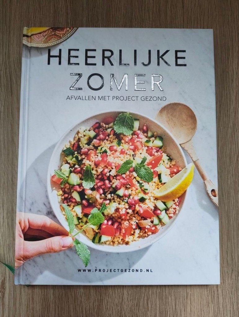 Heerlijke Zomer: Afvallen met Project Gezond kookboek, Dieet en Voeding, Project Gezond, Ophalen of Verzenden, Zo goed als nieuw