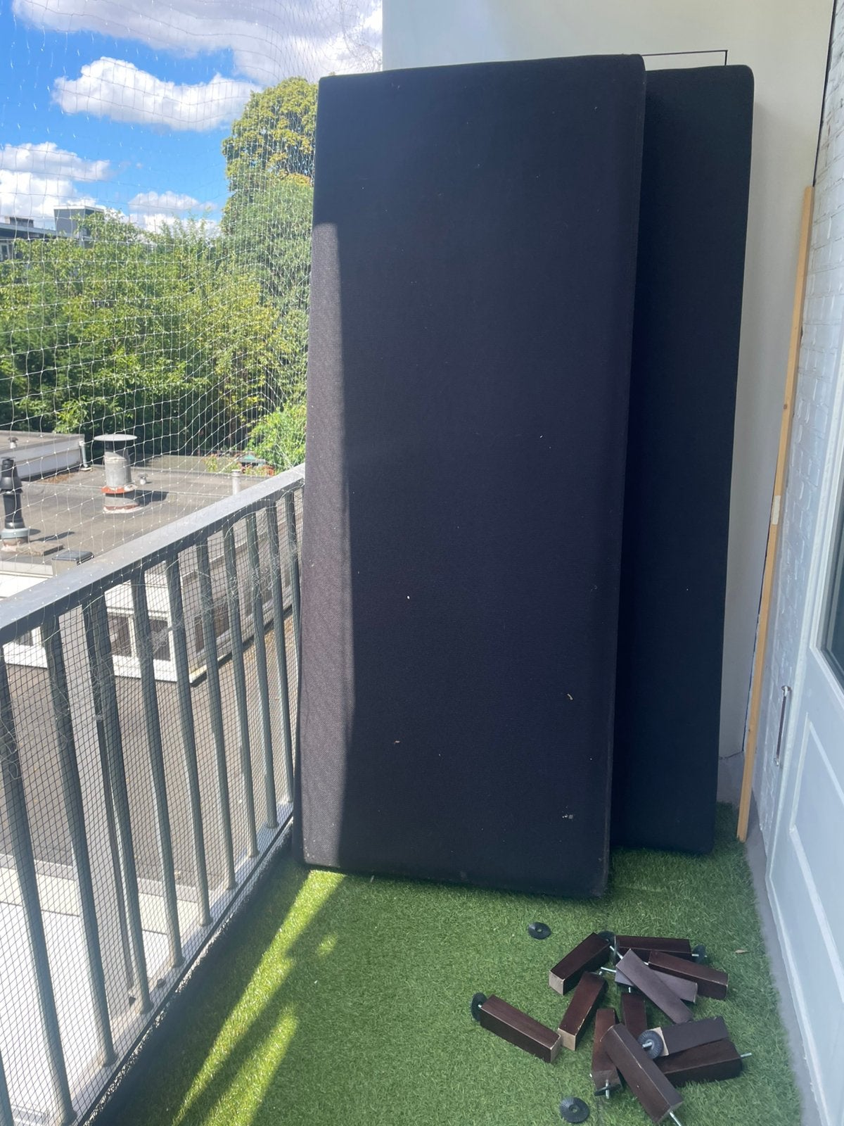GRATIS: 2 boxsprings 80 bij 2 meter zsm ophalen!, Tuin en Terras, Tuinschermen, Ophalen, Overige materialen, Gebruikt, 200 cm of meer