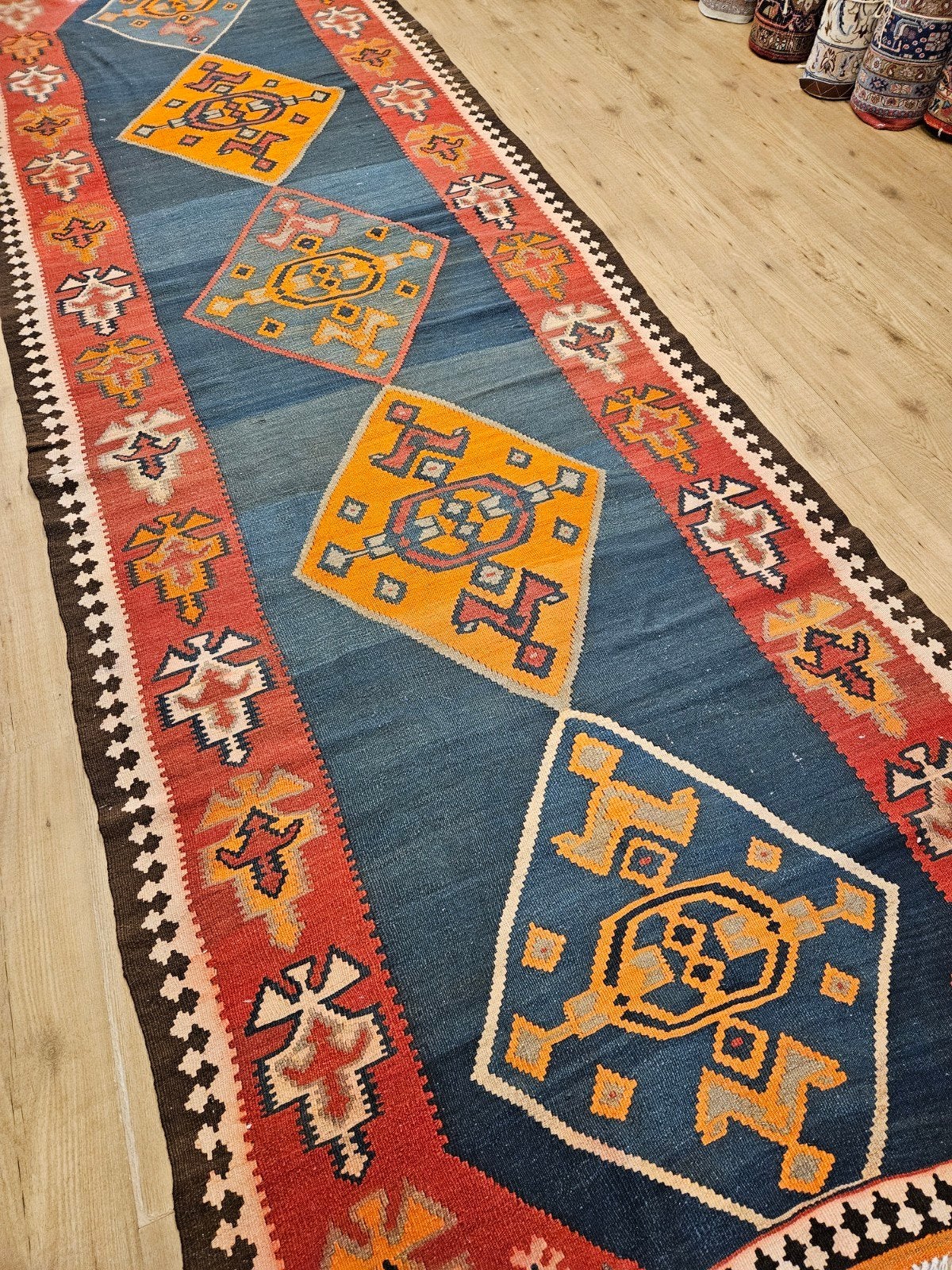 Vintage handgeweven perzische kelim 453x136

Het k, Huis en Inrichting, Info@SlatsAntiek.nl, Tweedehands, 100 tot 150 cm, 200 cm of meer