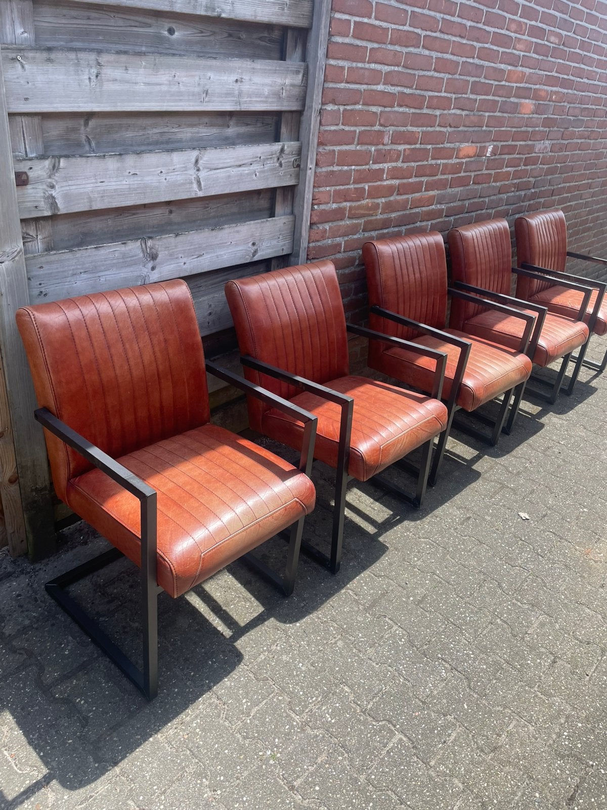 Tekoop 4 eetkamer stoelen zie foto., Ophalen, Gebruikt, Bruin, Vier
