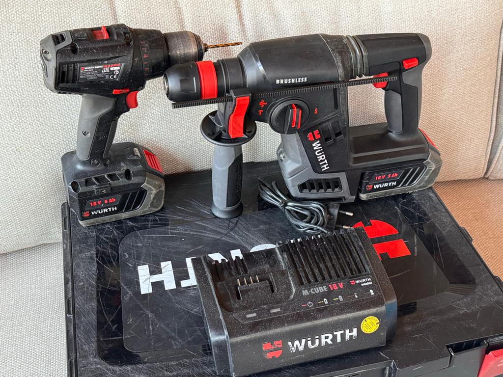 Wurth Boor- en Schroefmachine Set met Lader en Koffer, Ophalen of Verzenden, Boor- en Schroefmachine, Klopboormechanisme, Gebruikt