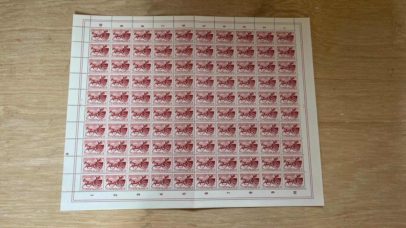 100 postzegels uit 1943, dag van de postzegel NVPH nr 0422, Ophalen of Verzenden, Na 1940, Postfris
