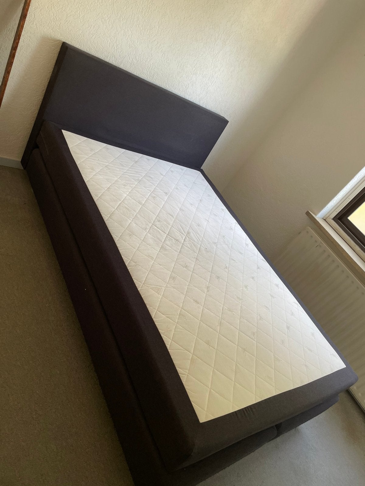 Gratis boxspring, Ophalen, Zo goed als nieuw, Tweepersoons, 140 cm