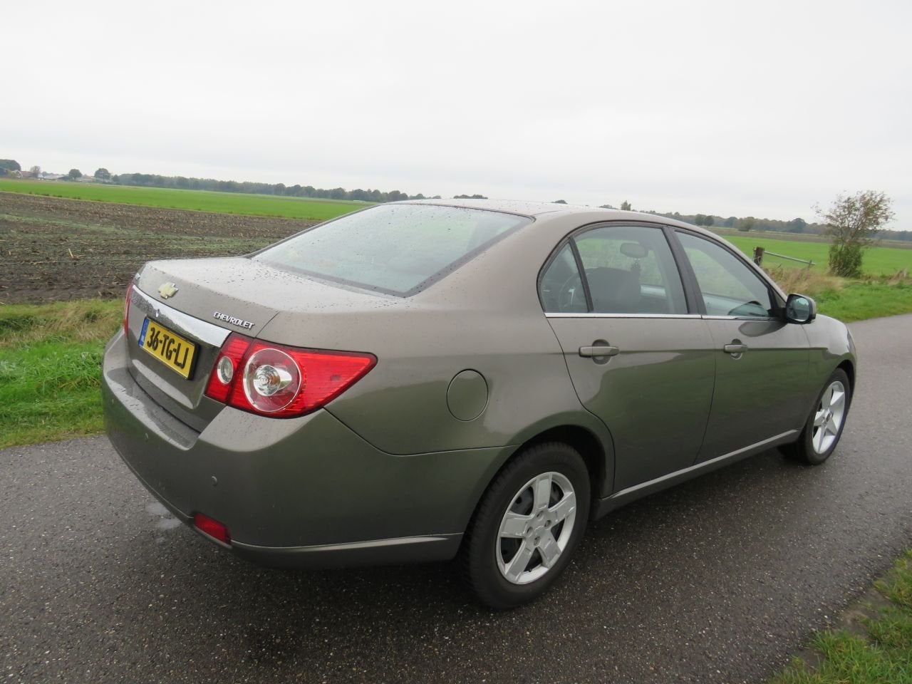 Chevrolet Epica 2.5 156pk Executive 6 Cilnder Automaat Sedan, Automaat, Chevrolet, General Motors Germany GmbH, Zilver of Grijs