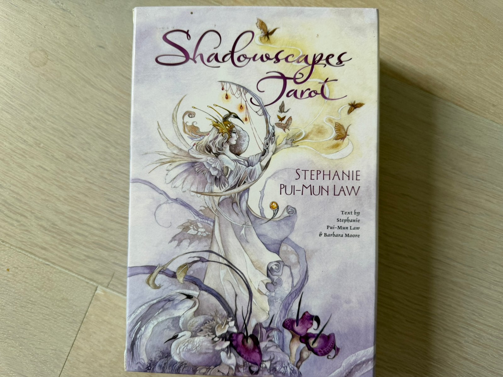 Tarot, Shadowscapes, Stephanie Pui-Mun Law, Ophalen of Verzenden, Zo goed als nieuw, Tarot of Kaarten leggen, Overige typen