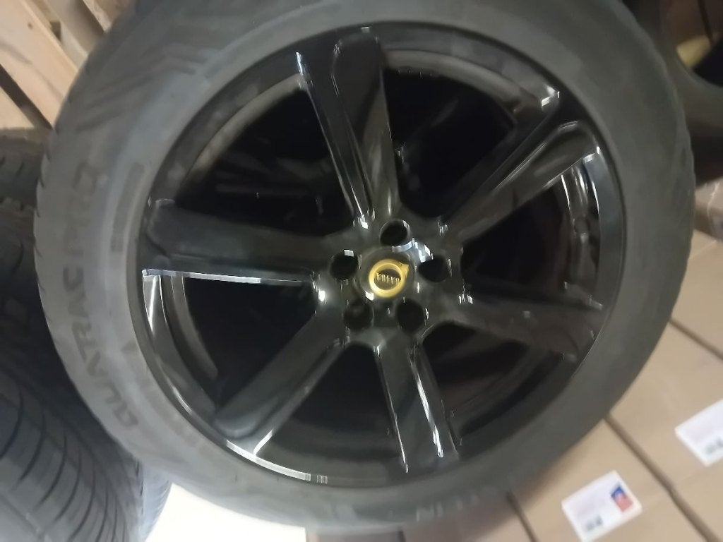4 nette 19" Volvo velgen met matige banden, Gebruikt, 235 mm, Band(en), Personenwagen