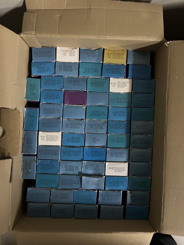 Fanola haarverf - doos 70 tubes, Ophalen of Verzenden, Nieuw, Overige typen