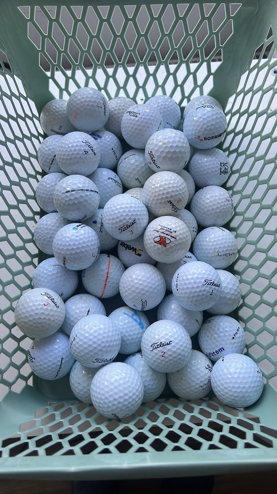 100 mooie Titleist golfballen, Ophalen of Verzenden, Zo goed als nieuw, Bal(len)