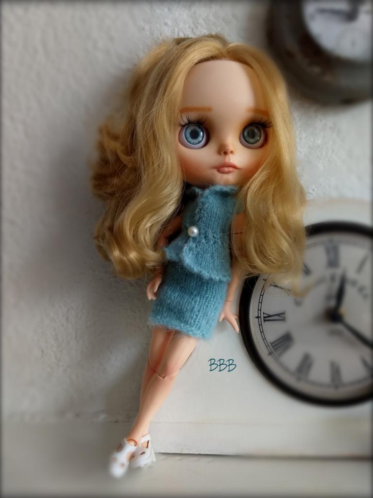 Gebreide kledingset voor je blythe doll, Ophalen of Verzenden, Nieuw, Kleertjes