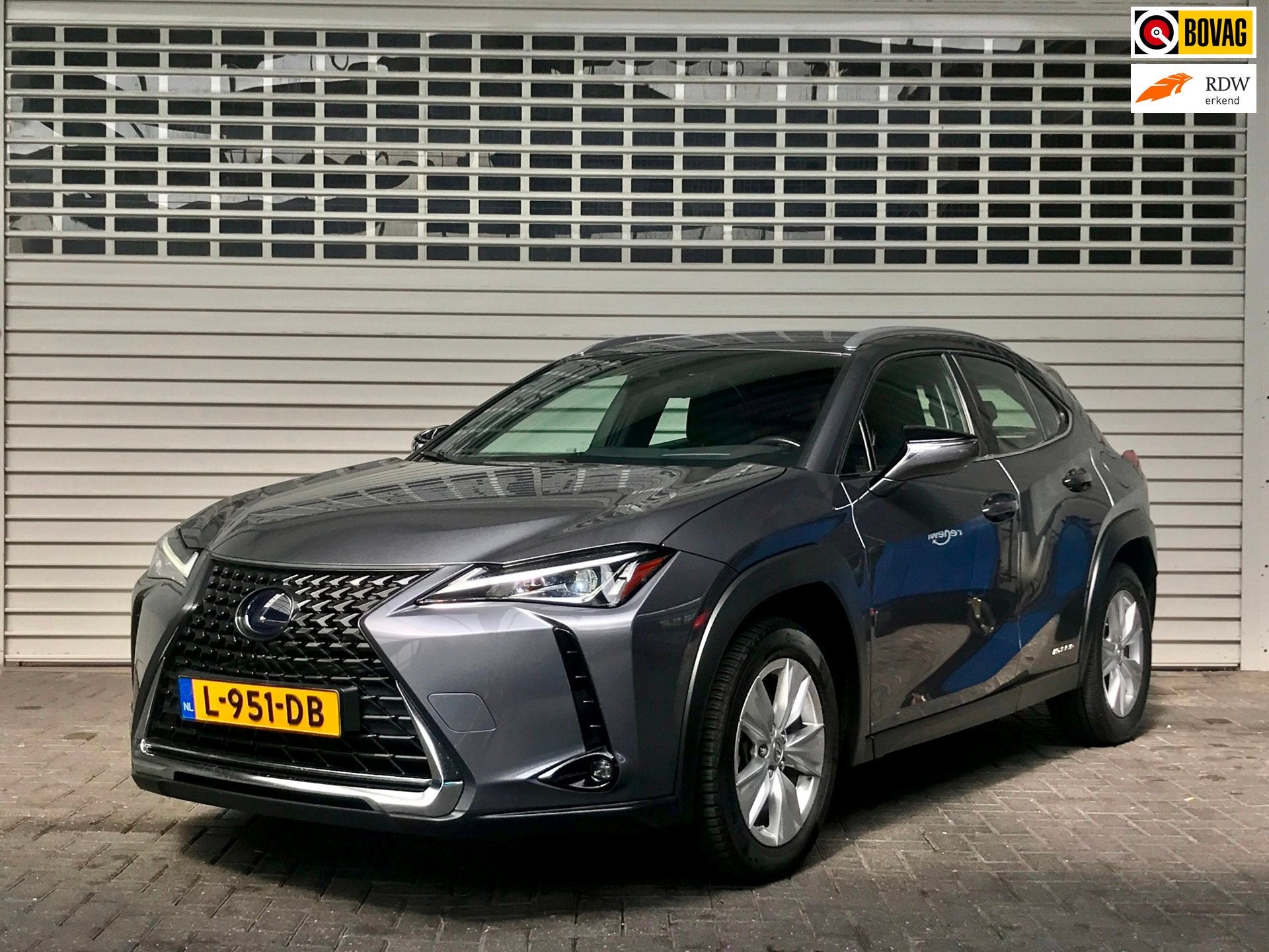 Lexus UX 250h Business Line Pro, Auto's, Gebruikt, 4 cilinders, Automatische klimaatregeling, 152 pk