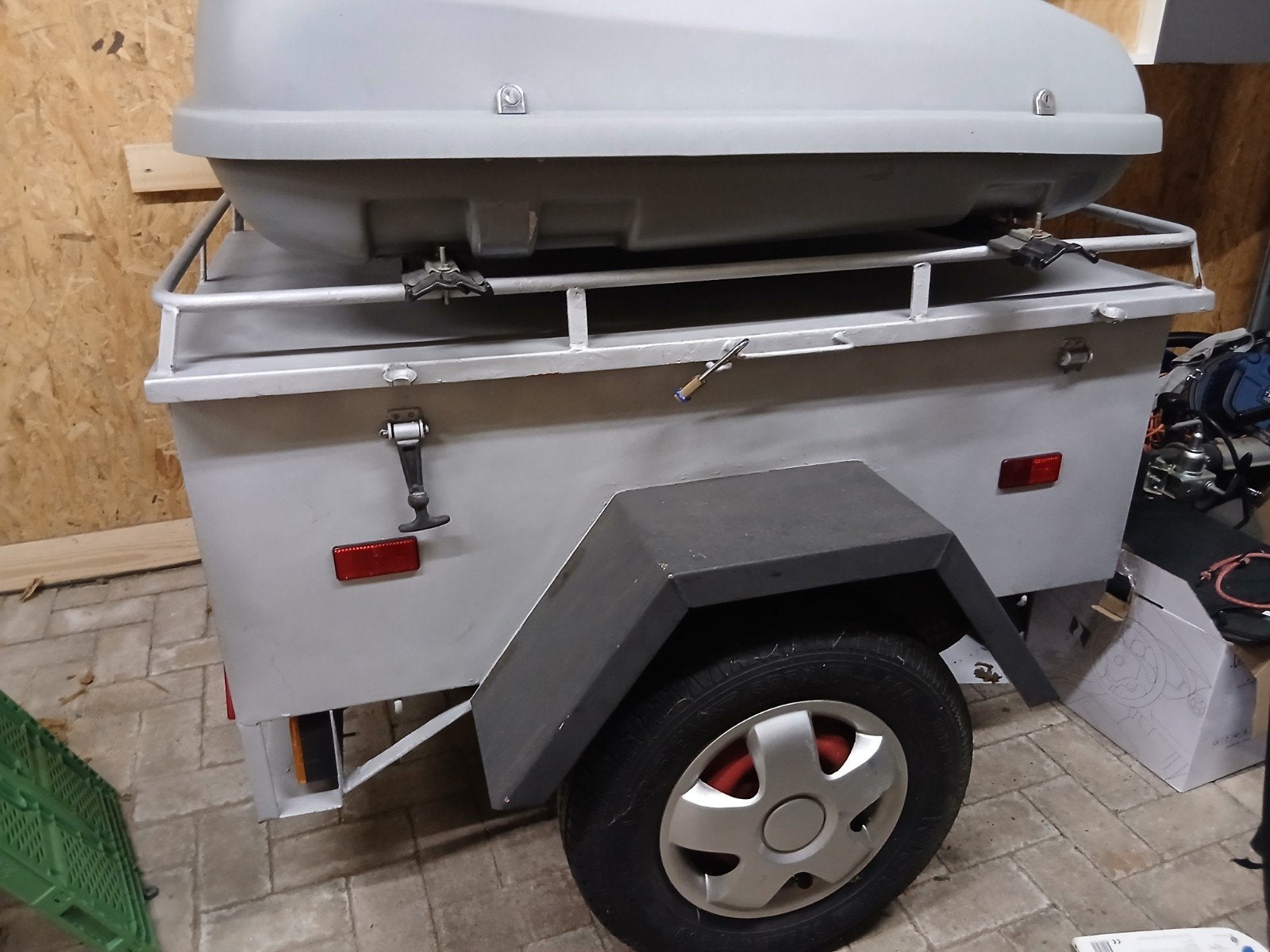 Bagagewagen met dakkoffer te huur - extra opbergruimte, Ophalen, Gebruikt