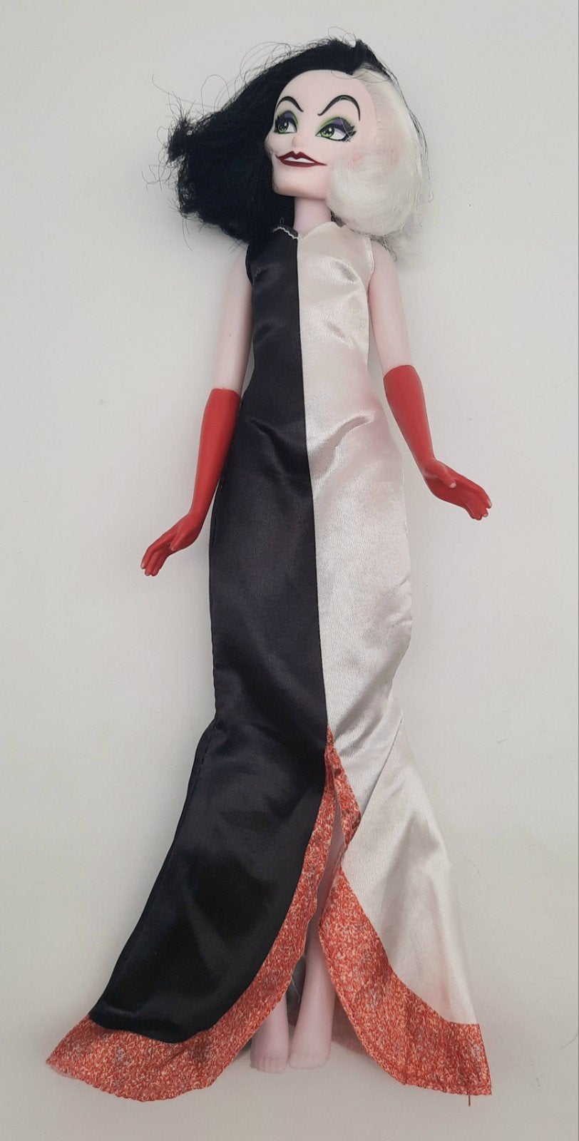 Cruella De Vil Disney Villains (101 Dalmatiers) pop ca. 28c, Ophalen of Verzenden, Overige figuren, Gebruikt, Beeldje of Figuurtje