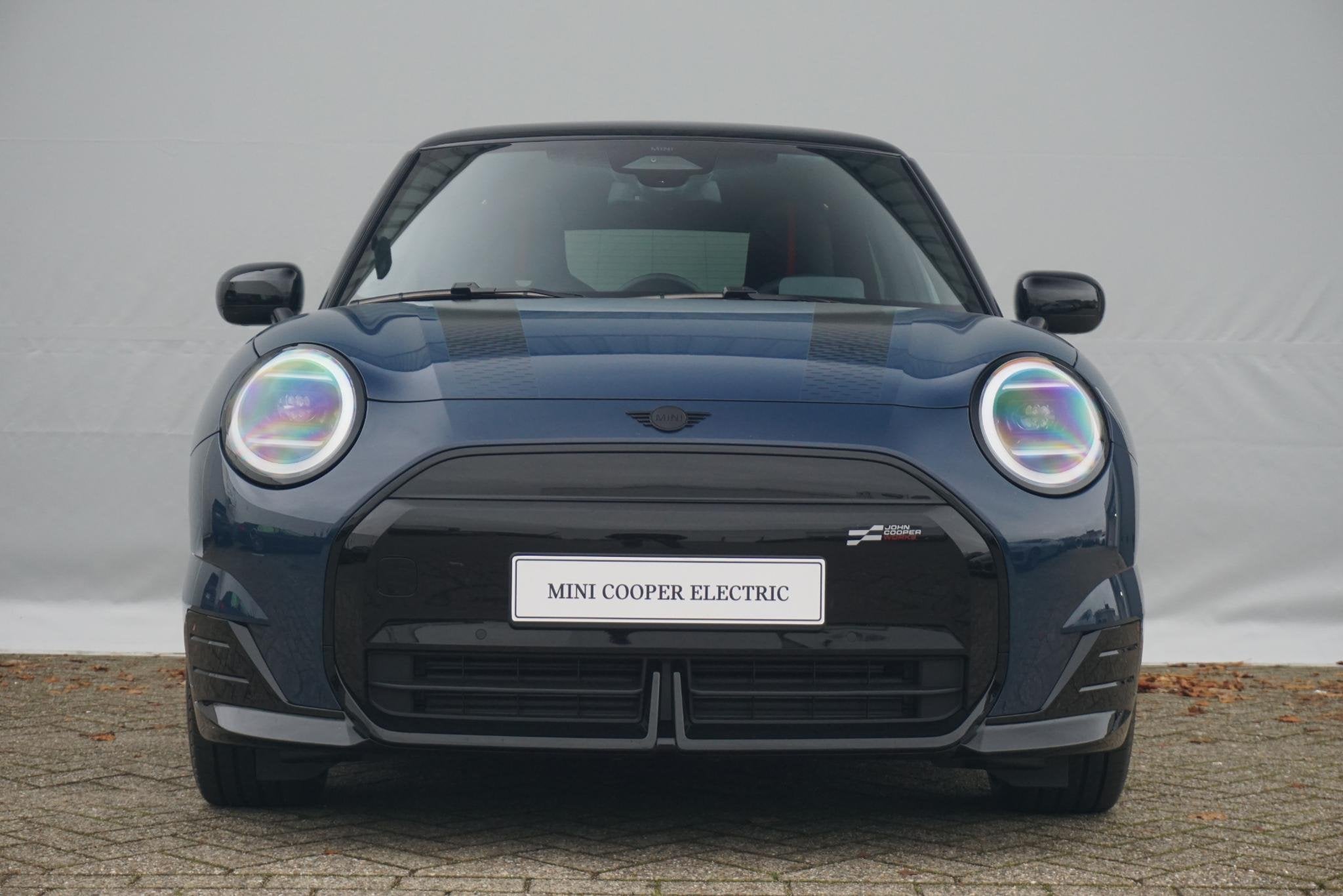 MINI 3-deurs Cooper E John Cooper Works Trim | Pakket M, Auto's, Mini, Stoelverwarming, Stof, 41 kWh, Nieuw