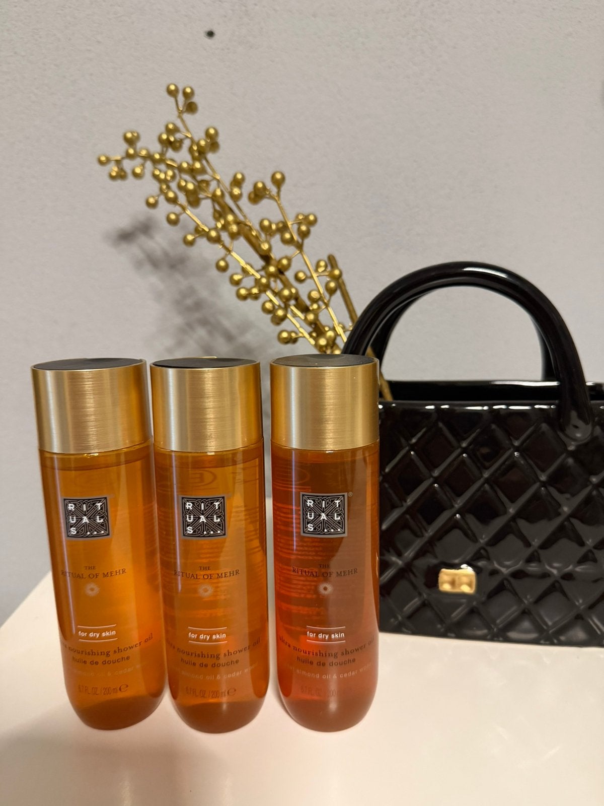3 stuks Mehr Rituals Shower oil 200 ml, Sieraden, Tassen en Uiterlijk, Ophalen of Verzenden, Nieuw, Bad & Douche